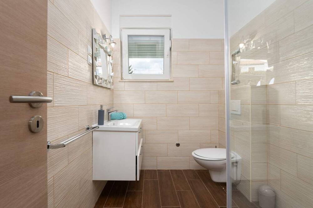 Photo of Bathroom in Trinajstici