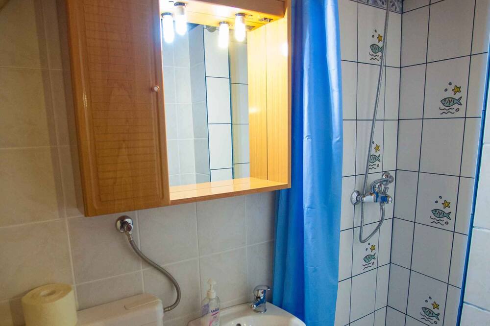 Photo of Bathroom in Orlec