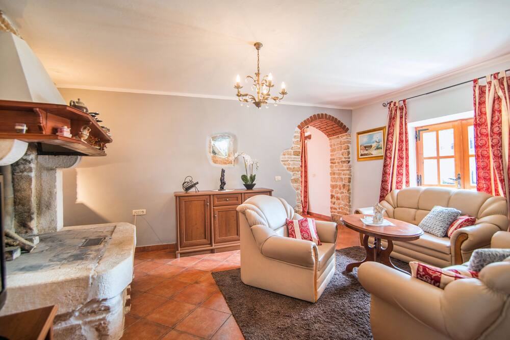 Photo of Livingroom in Pinezici
