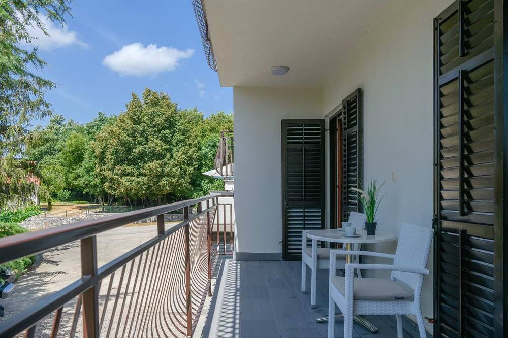 Photo of Patio Balcony in Vinez