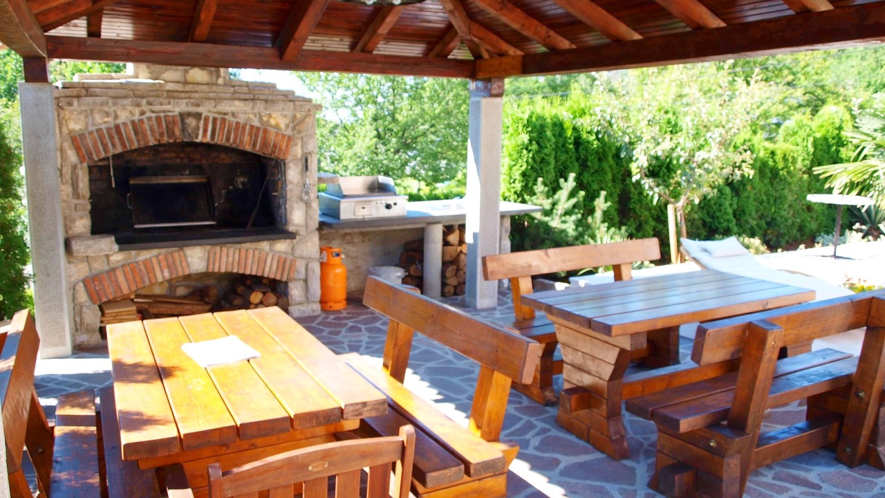 Photo of Outdoor in Opric