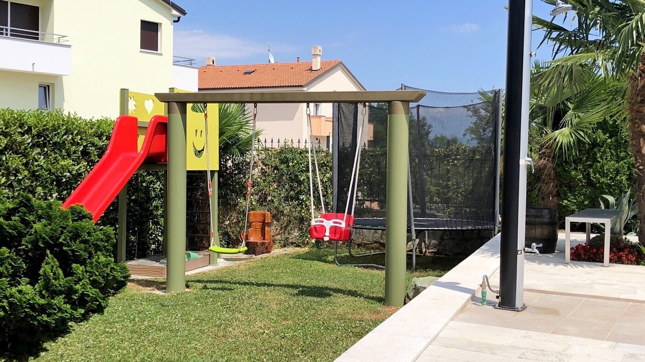 Photo of Outdoor in Opric