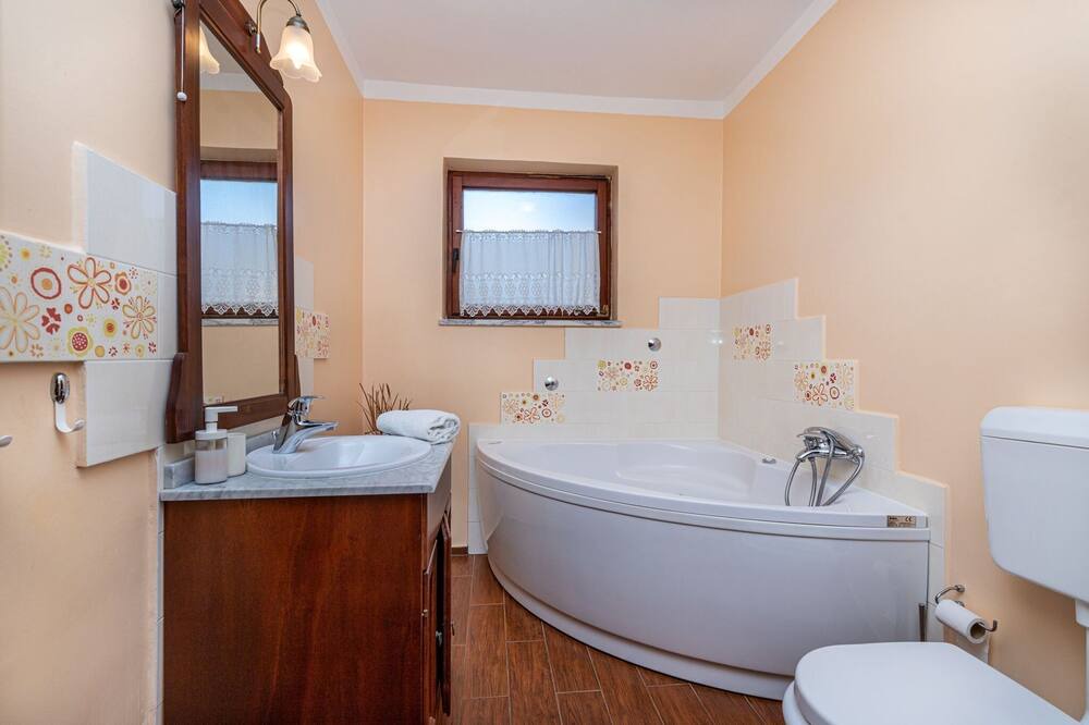 Photo of Bathroom in Kapelica