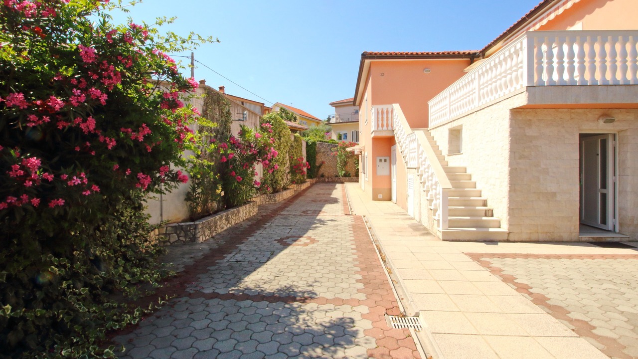 Photo of Outdoor in Silo