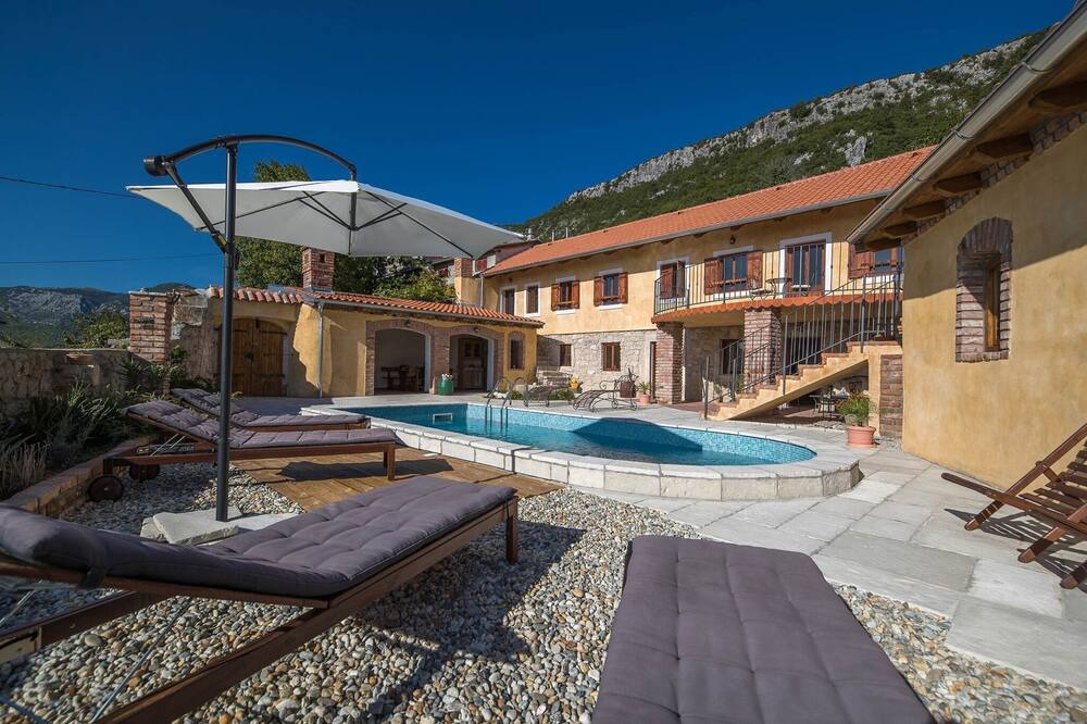 Photo of Outdoor in Grizane
