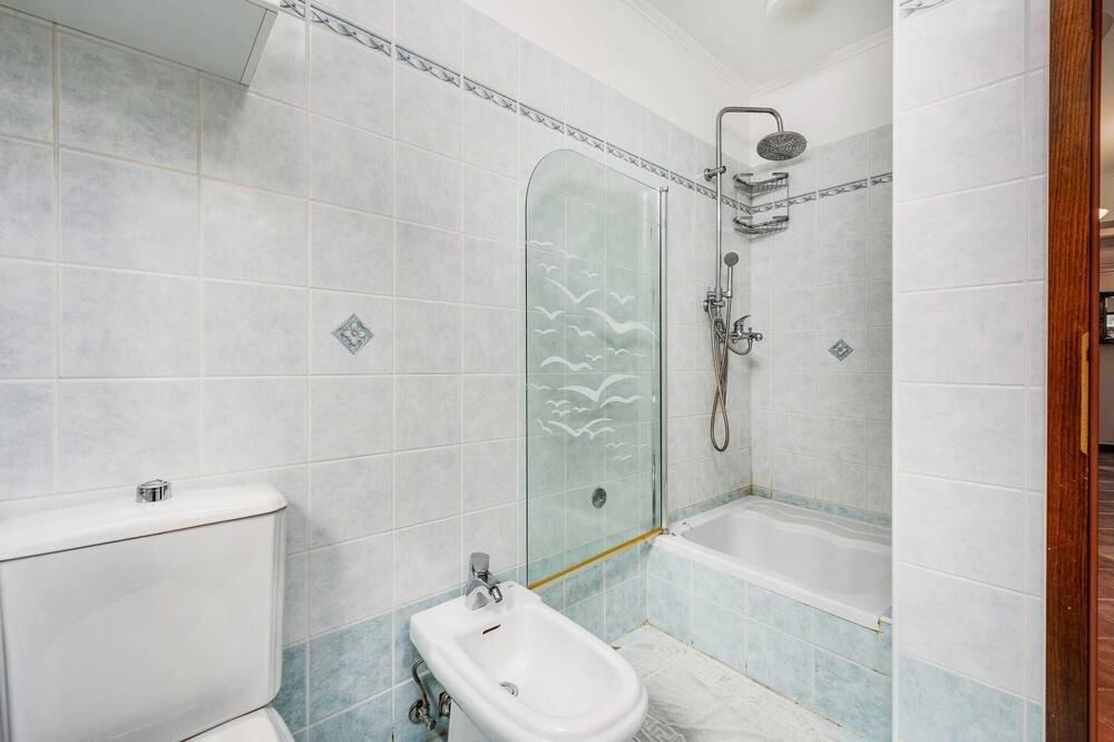 Photo of Bathroom in Rim