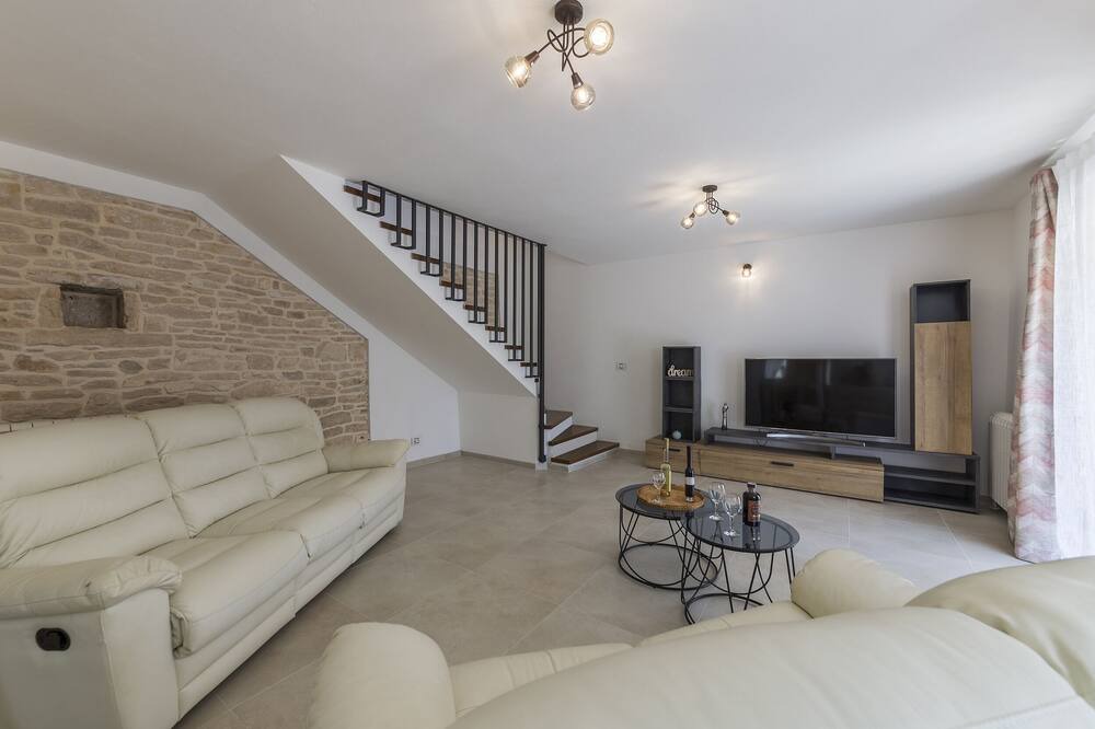 Photo of Livingroom in Pinezici