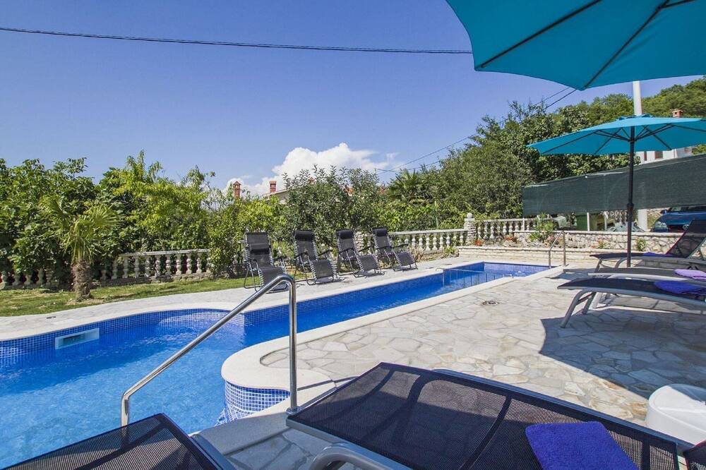 Photo of Outdoor in Kapelica