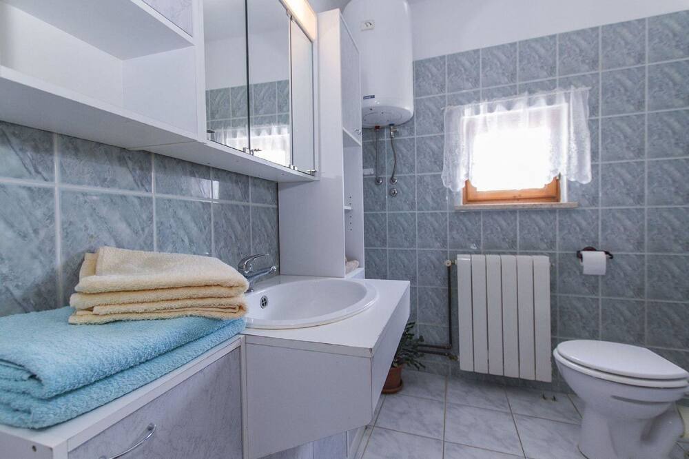 Photo of Bathroom in Kapelica