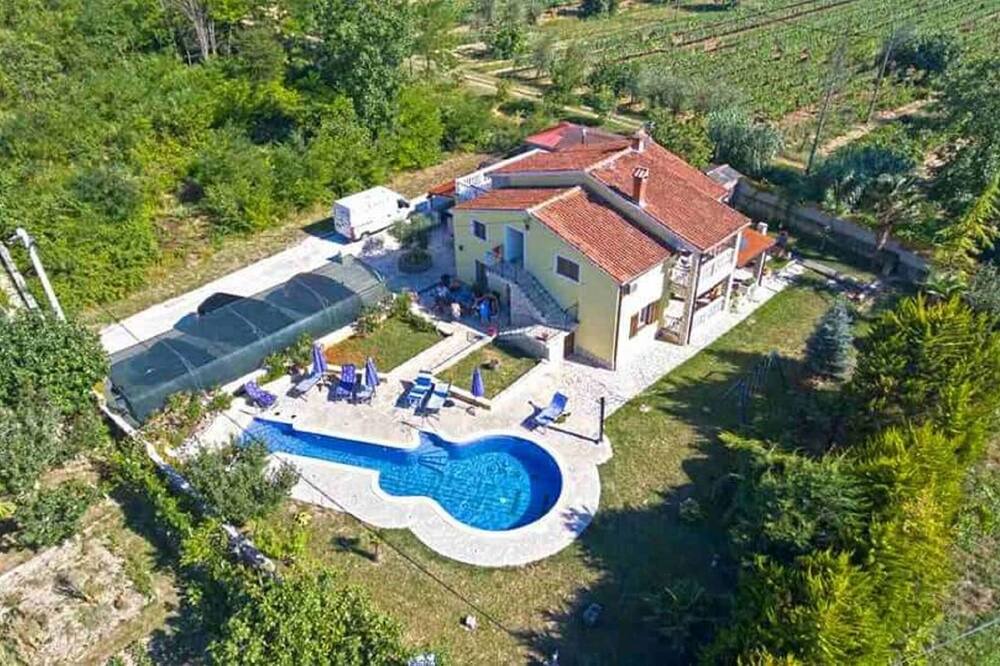 Photo of Outdoor in Kapelica