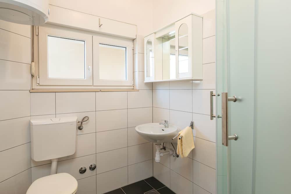 Photo of Bathroom in Tice