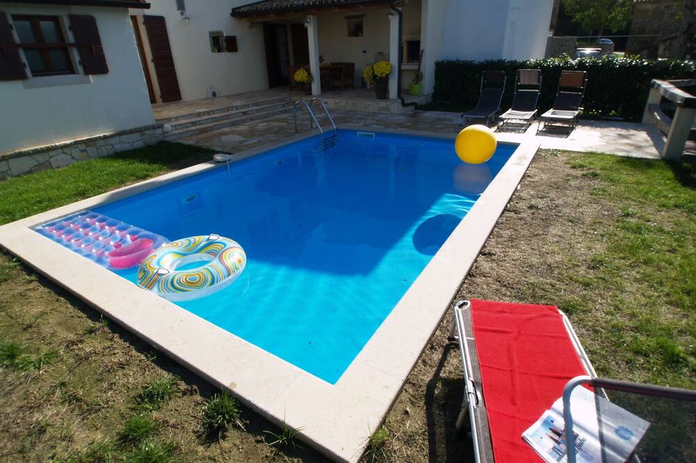 Photo of Outdoor in Gologorica
