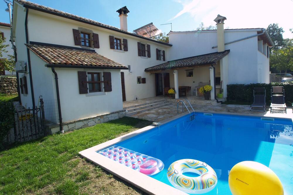Photo of Outdoor in Gologorica