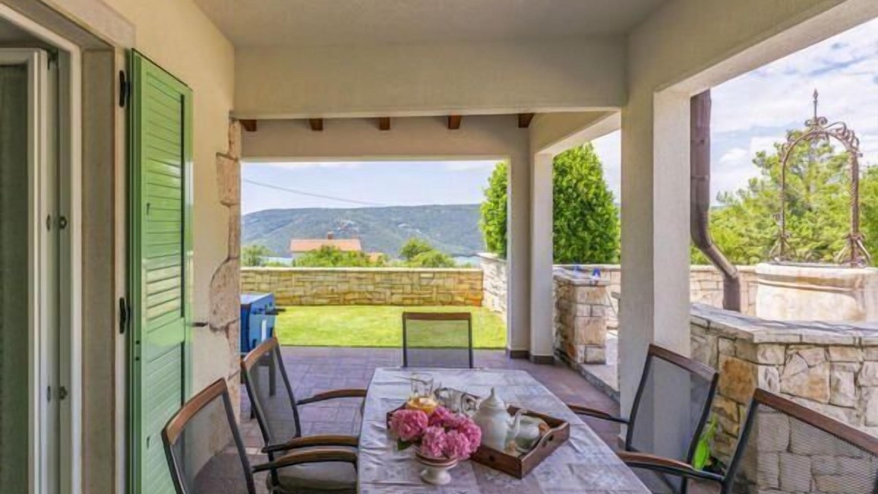Photo of Outdoor in Rasa