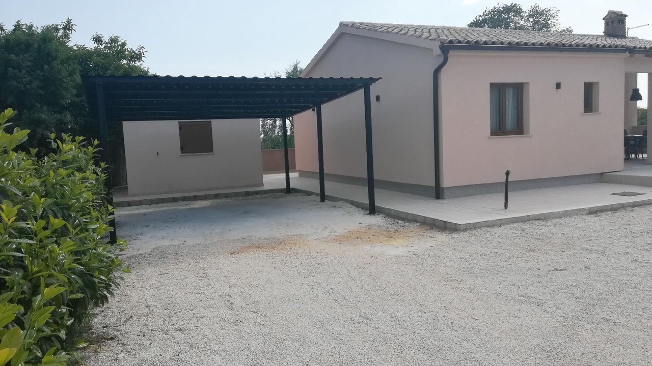 Photo of Outdoor in Loborika