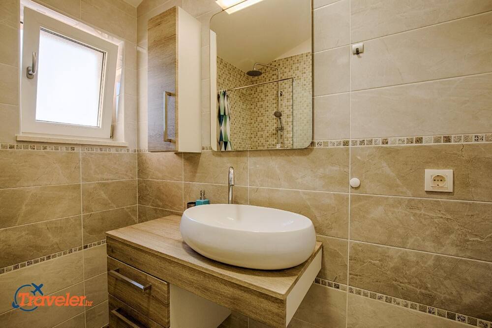 Photo of Bathroom in Marsici