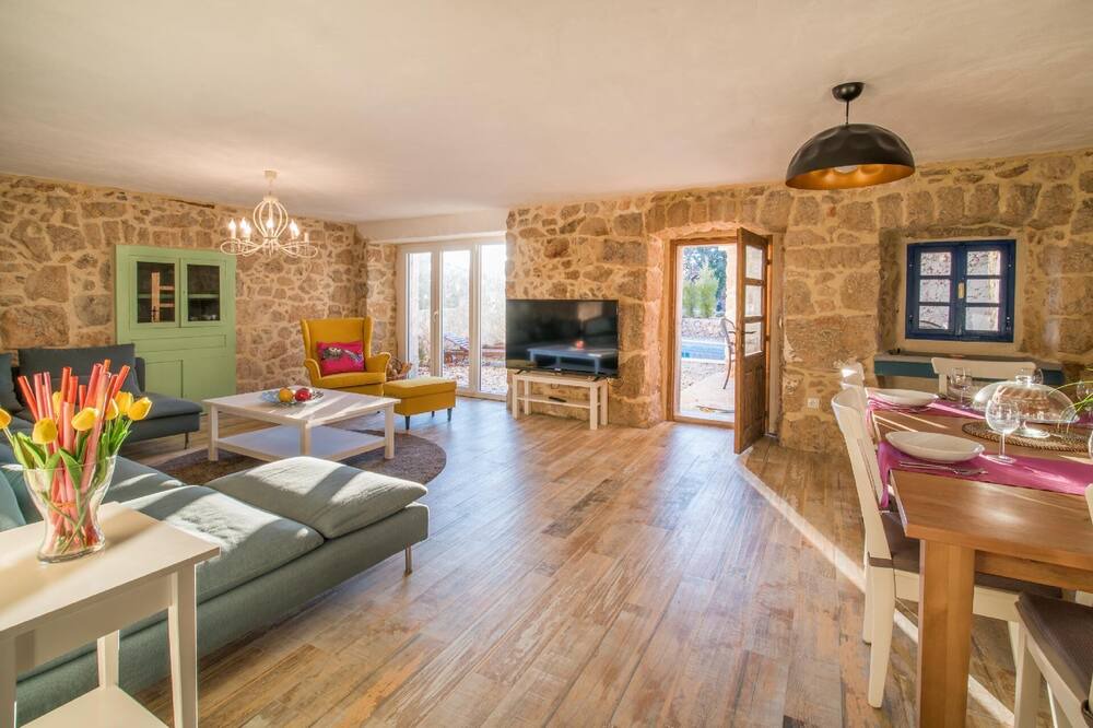 Photo of Livingroom in Garica