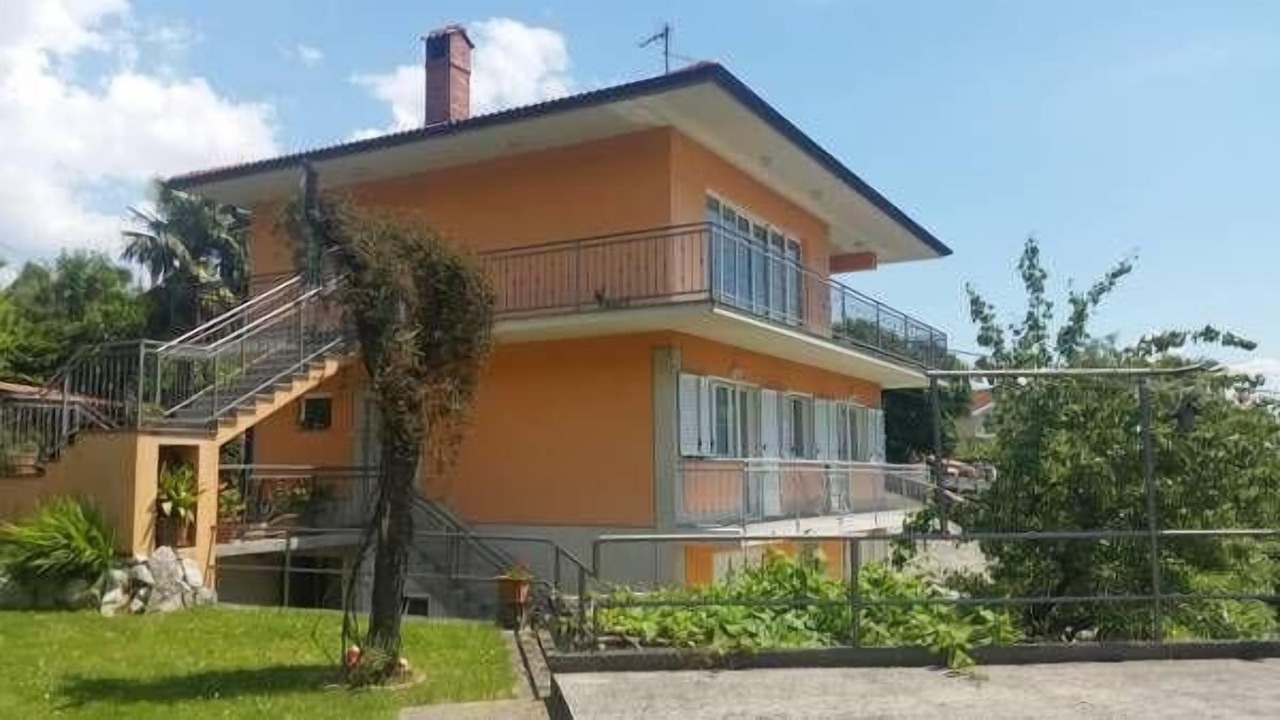 Photo of Outdoor in Pobri