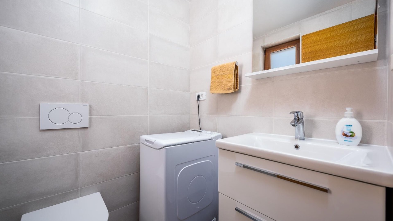 Photo of Bathroom in Lindar