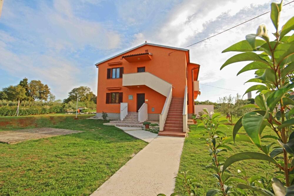 Photo of Outdoor in Bratulici