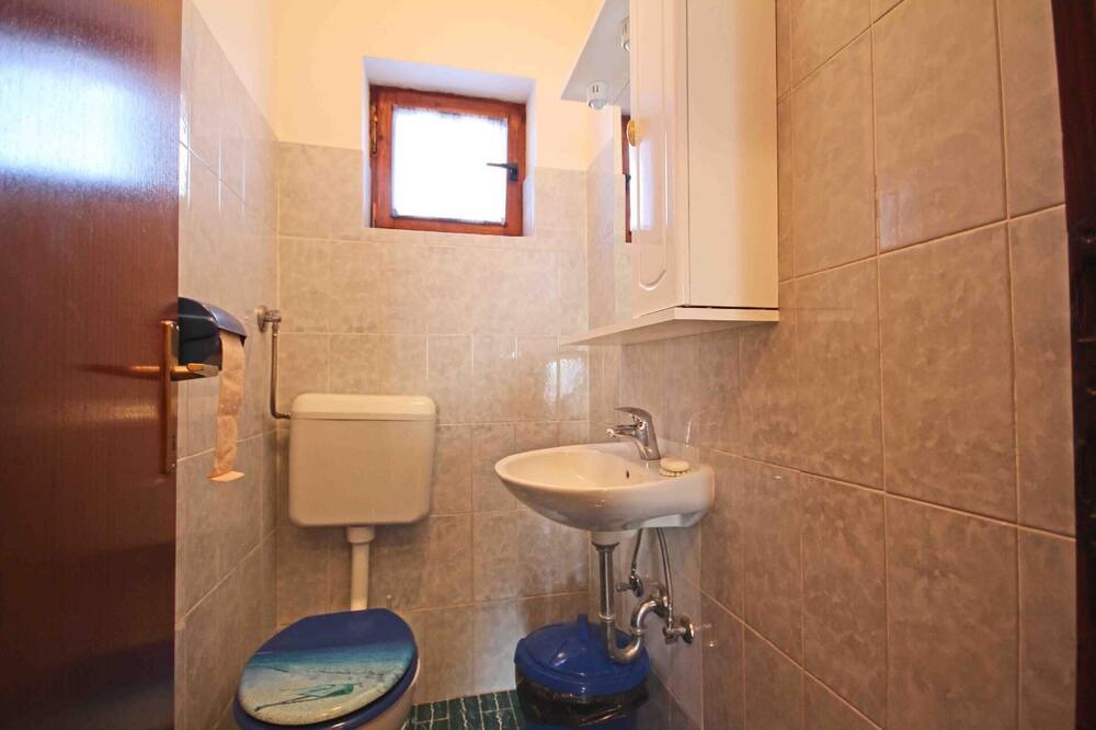 Photo of Bathroom in Bratulici
