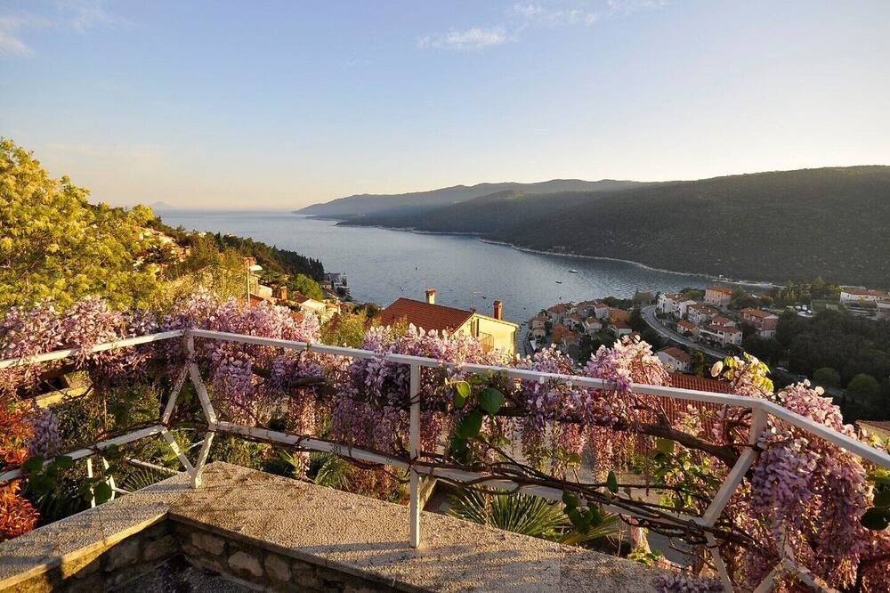 Photo of Patio Balcony in Rabac