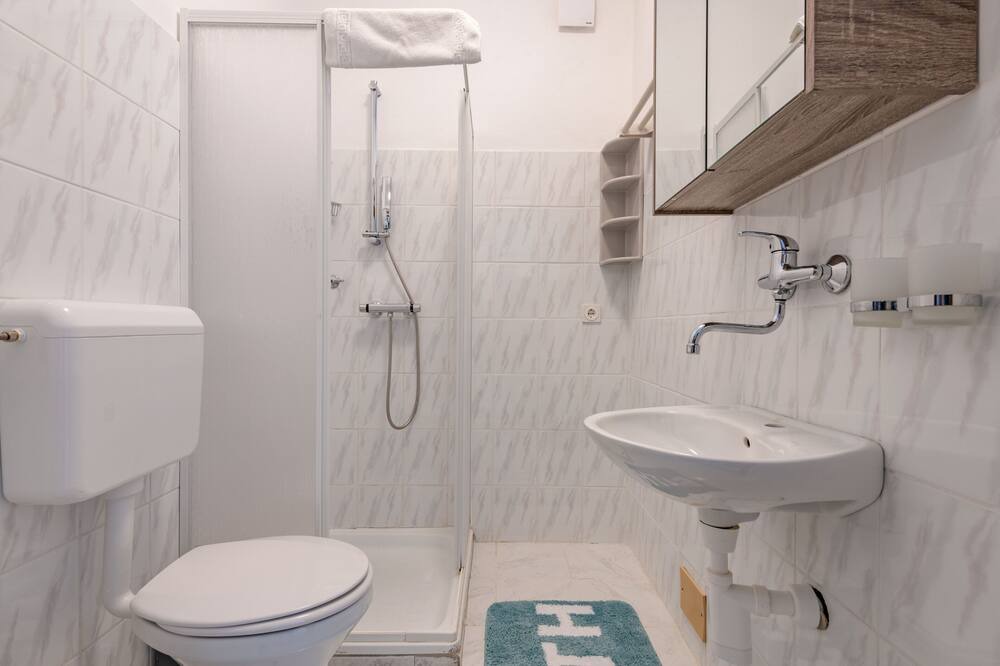 Photo of Bathroom in Gondolici