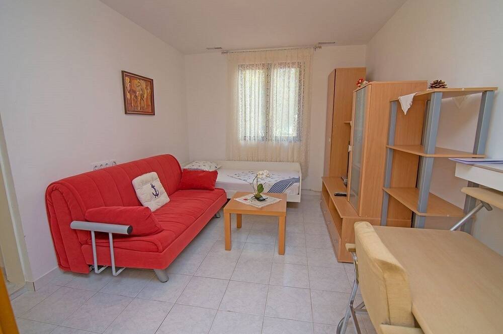 Photo of Livingroom in Cove Murtar