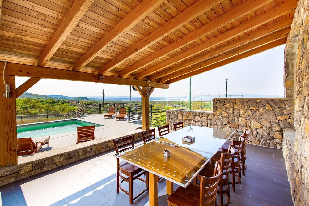 Photo of Patio Balcony in Bakar