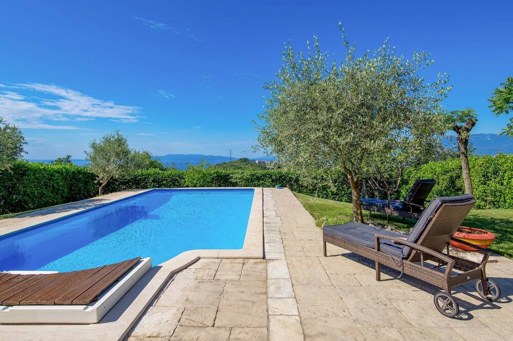 Photo of Outdoor in Sarsoni