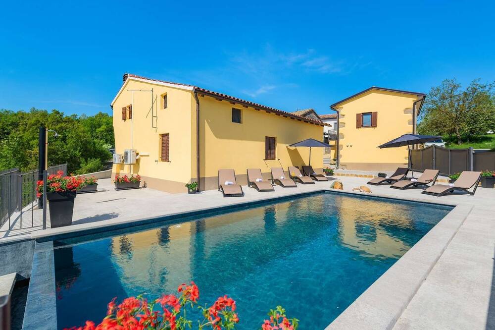 Photo of Outdoor in Buzet