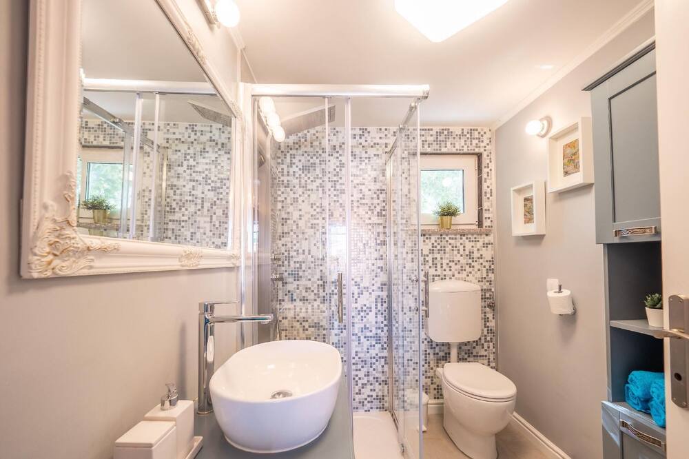 Photo of Bathroom in Salakovci