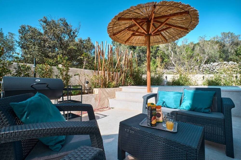 Photo of Patio Balcony in Miholascica