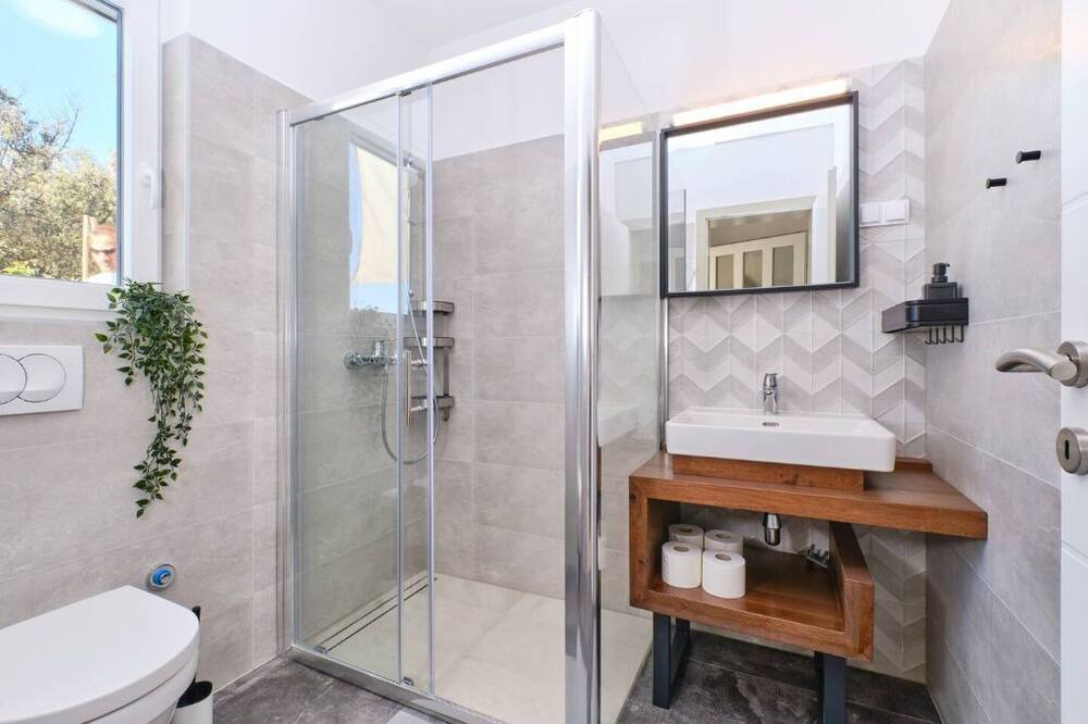 Photo of Bathroom in Miholascica