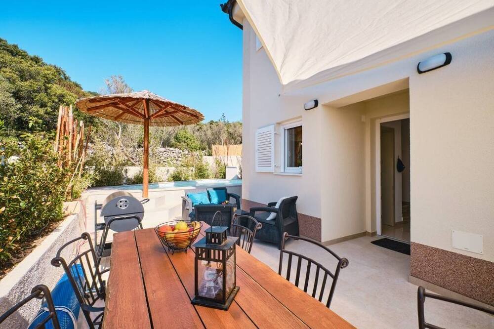 Photo of Patio Balcony in Miholascica