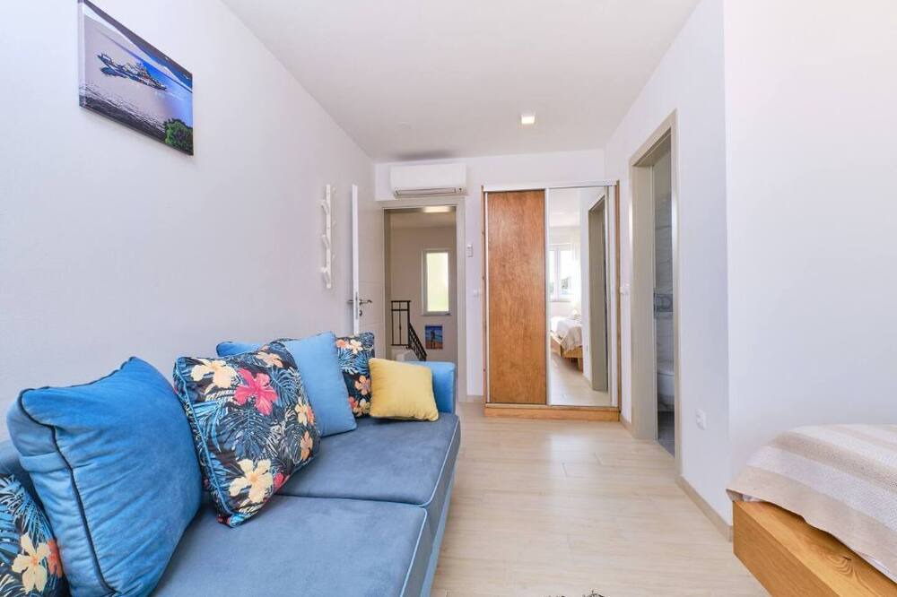 Photo of Livingroom in Miholascica