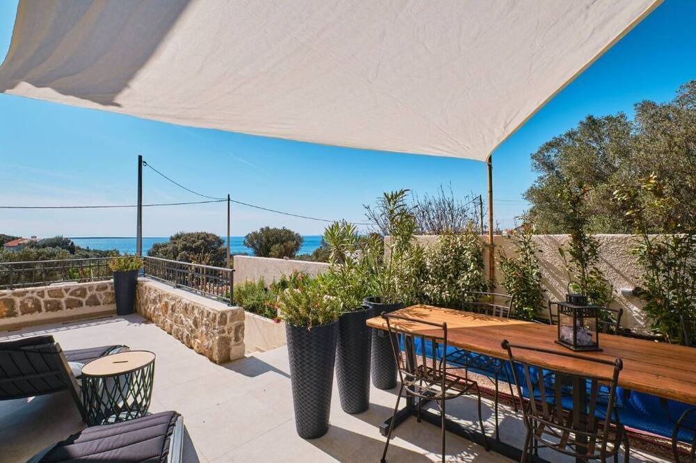 Photo of Patio Balcony in Miholascica