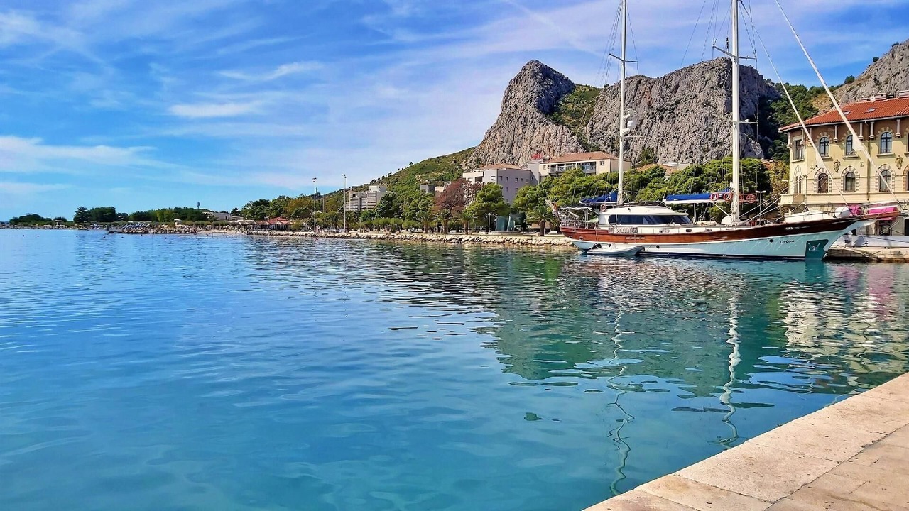 Photo of Others in Omis