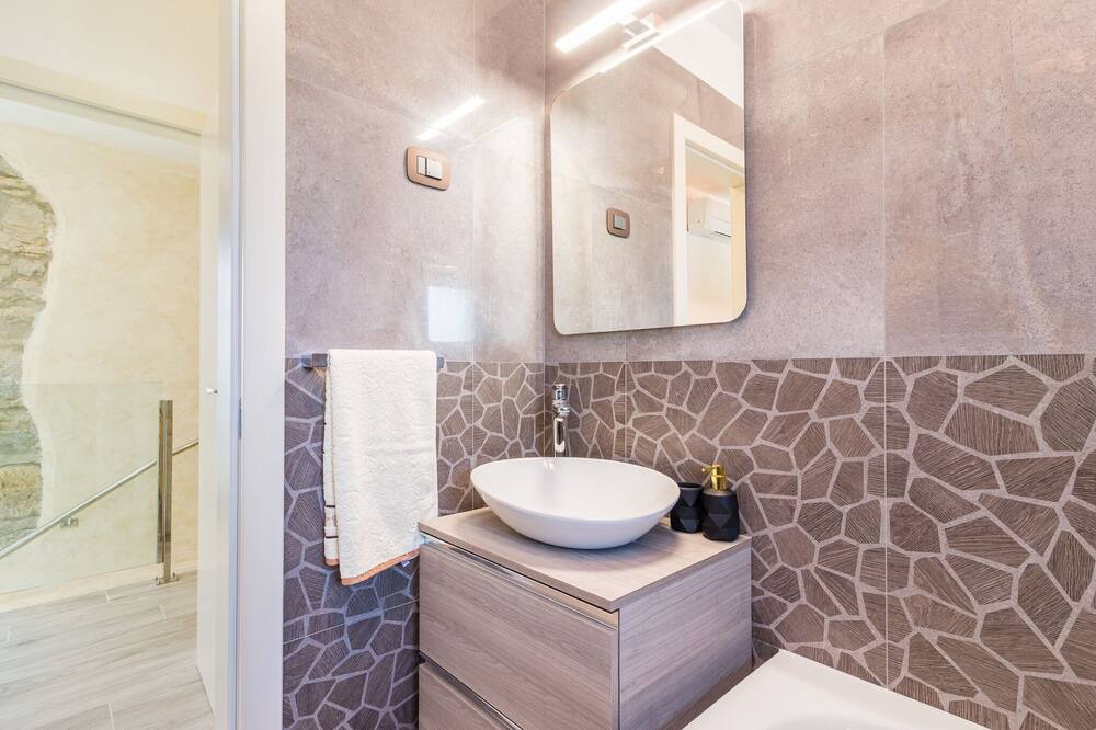 Photo of Bathroom in Kircija