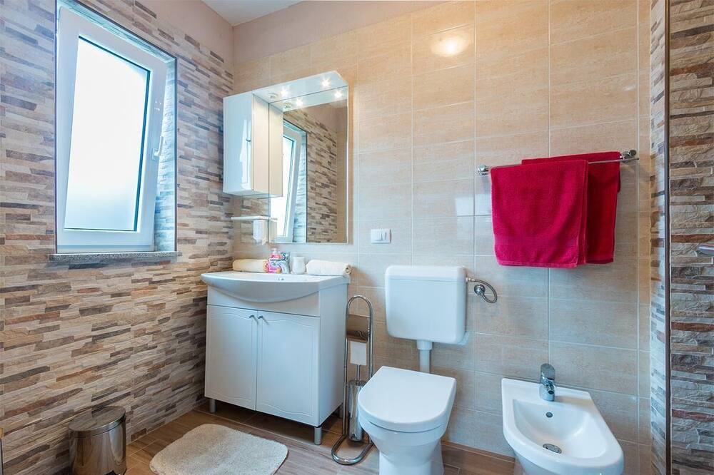 Photo of Bathroom in Orbanici