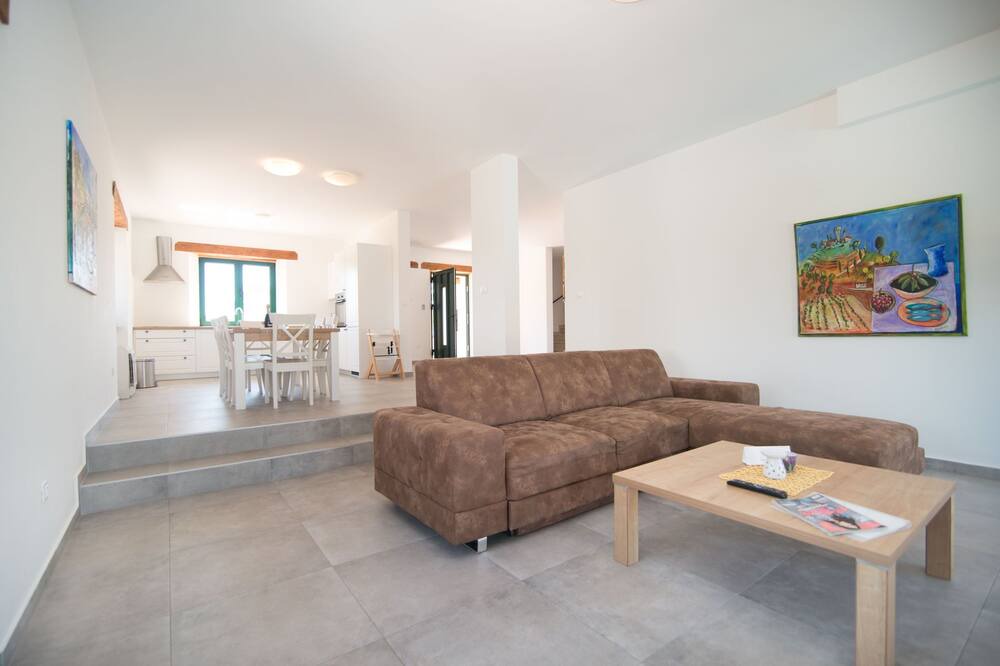 Photo of Livingroom in Pomer