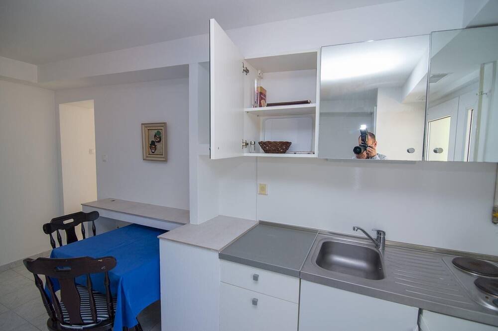Photo of Kitchen in Cove Murtar