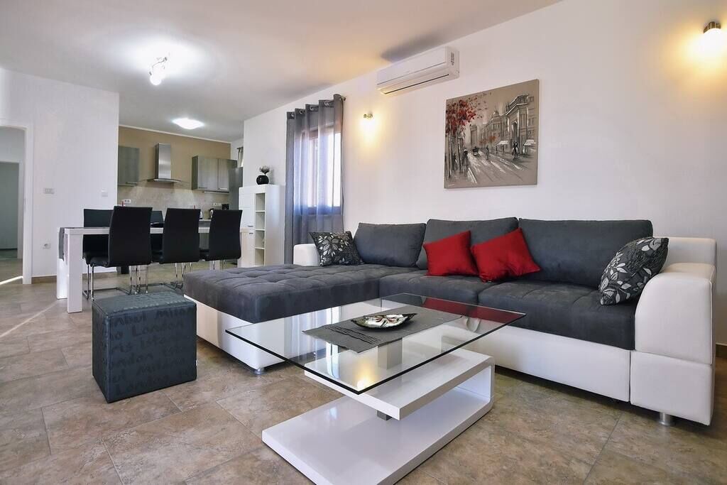 Photo of Livingroom in Rebici