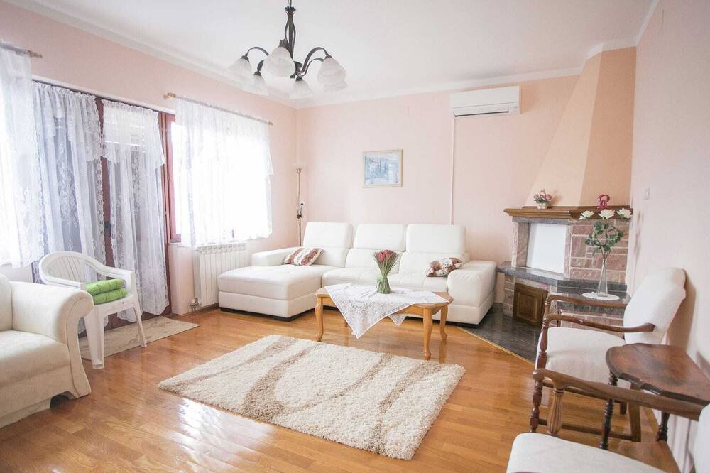 Photo of Livingroom in Buzet