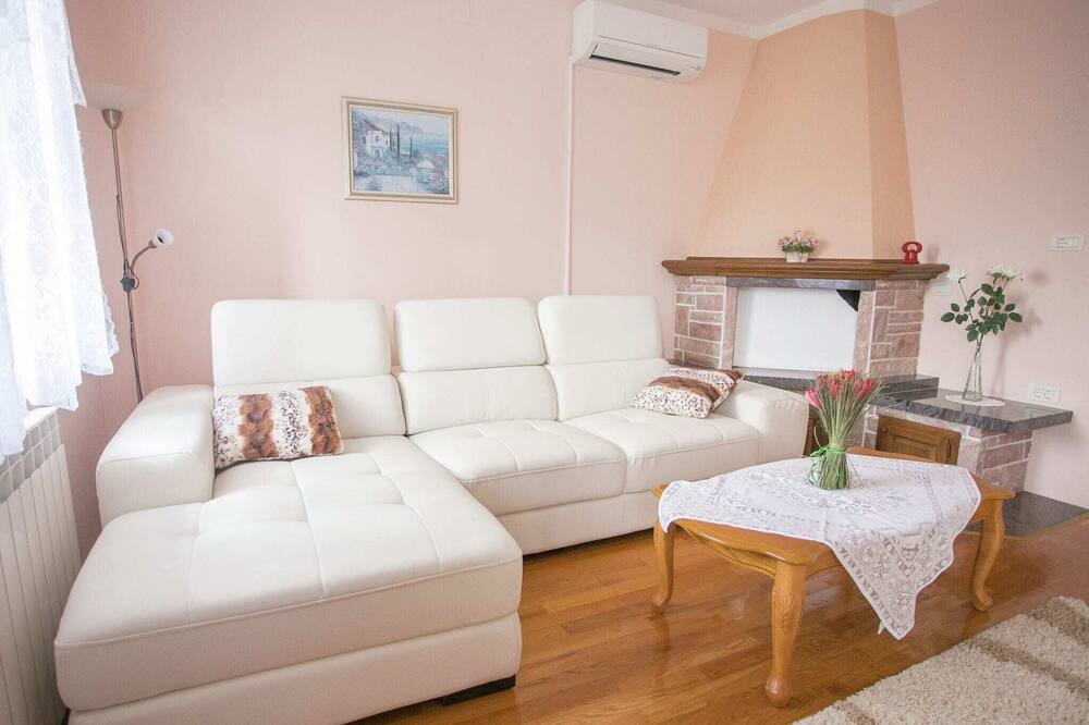 Photo of Livingroom in Buzet