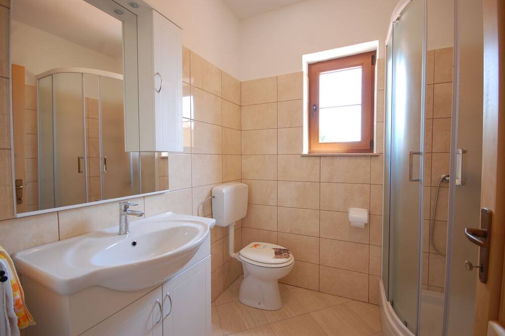 Photo of Bathroom in Garica