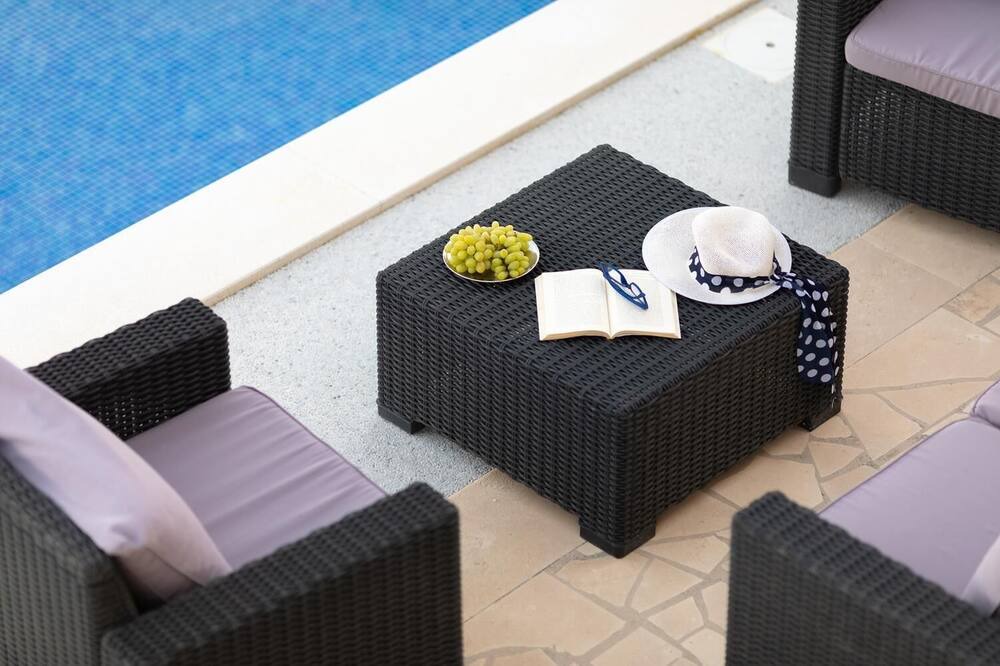 Photo of Patio Balcony in Potirna