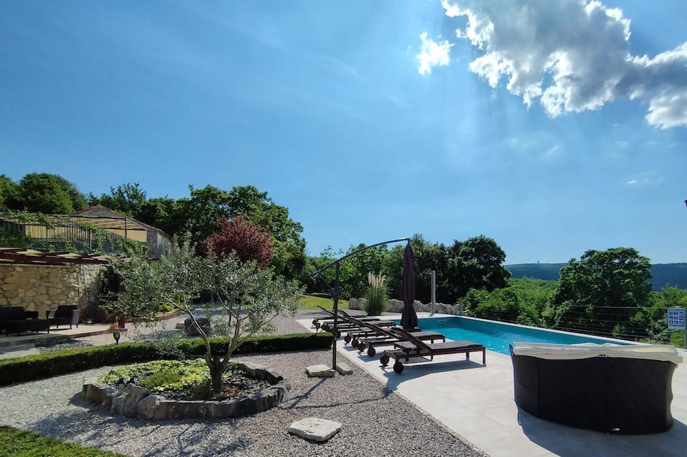 Photo of Outdoor in Ripenda Verbanci