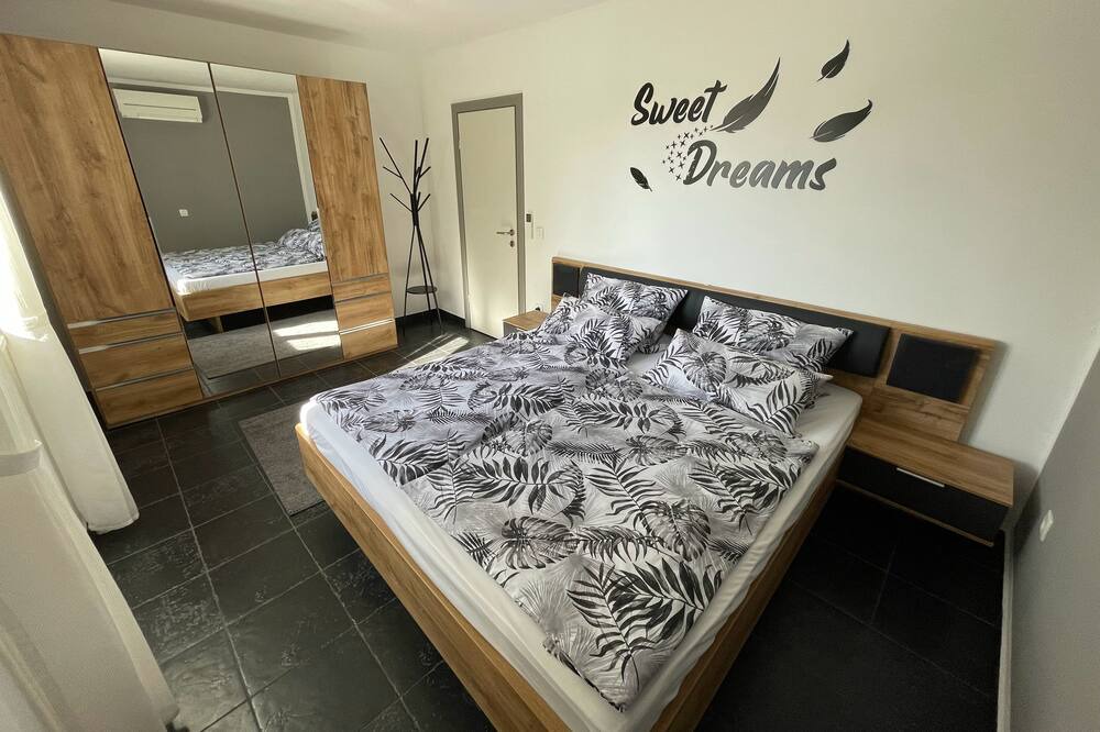Photo of Bedroom in Brgod