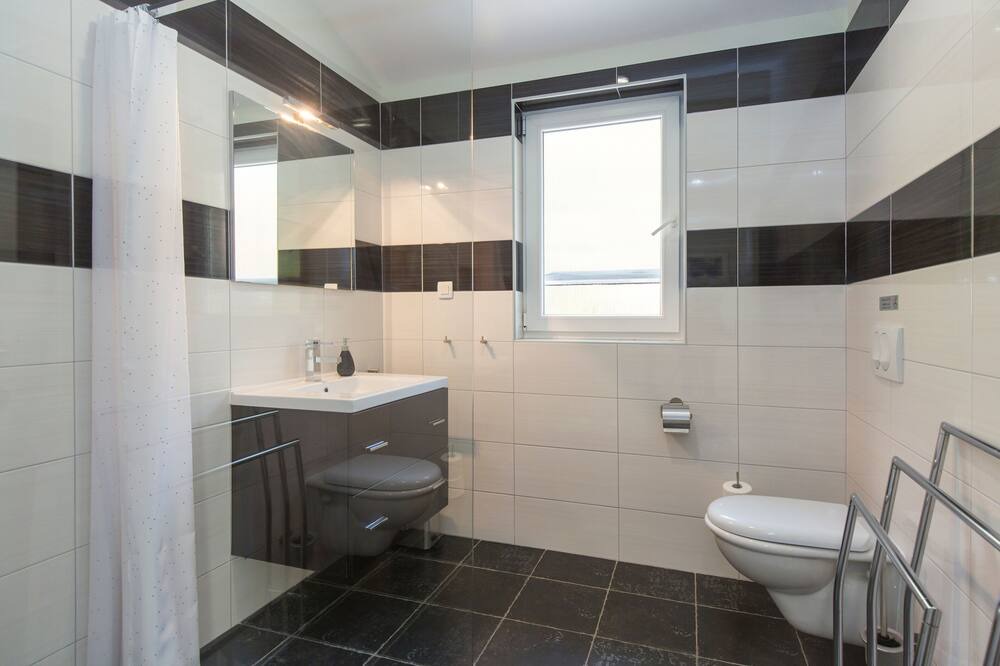 Photo of Bathroom in Brgod